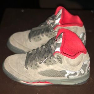 “Camo” Jordan 5s grade school